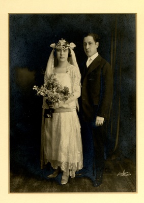 Wedding portrait of Ester Sidi and Avner [George] Alhadeff