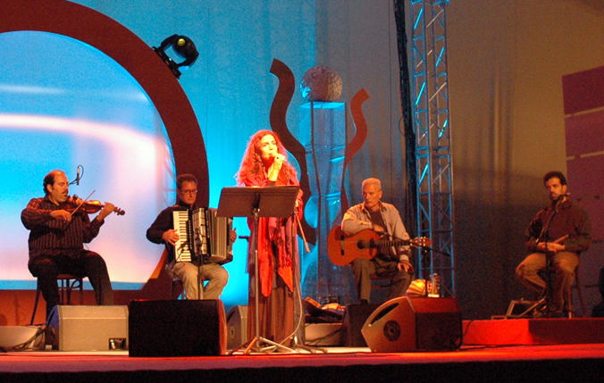 Sephardic Music Performance- Nagila
