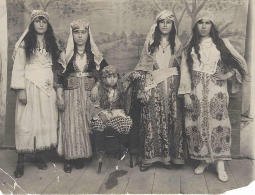 Crowdsourced photos capture Purim costumes inspired by Ottoman fashion